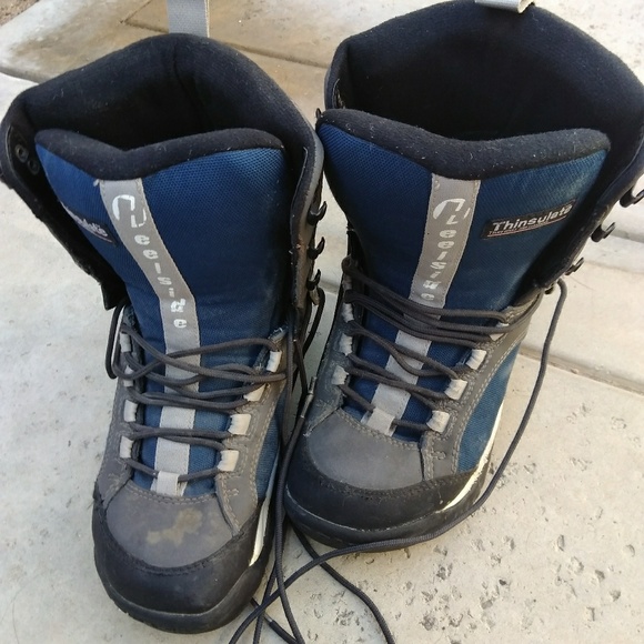 heelside snowboard boots